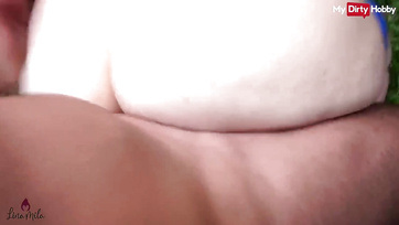 Ezeknek a nimfomán milf ribancoknak persze bárki bedughatja az acélos fütykösét Thumb